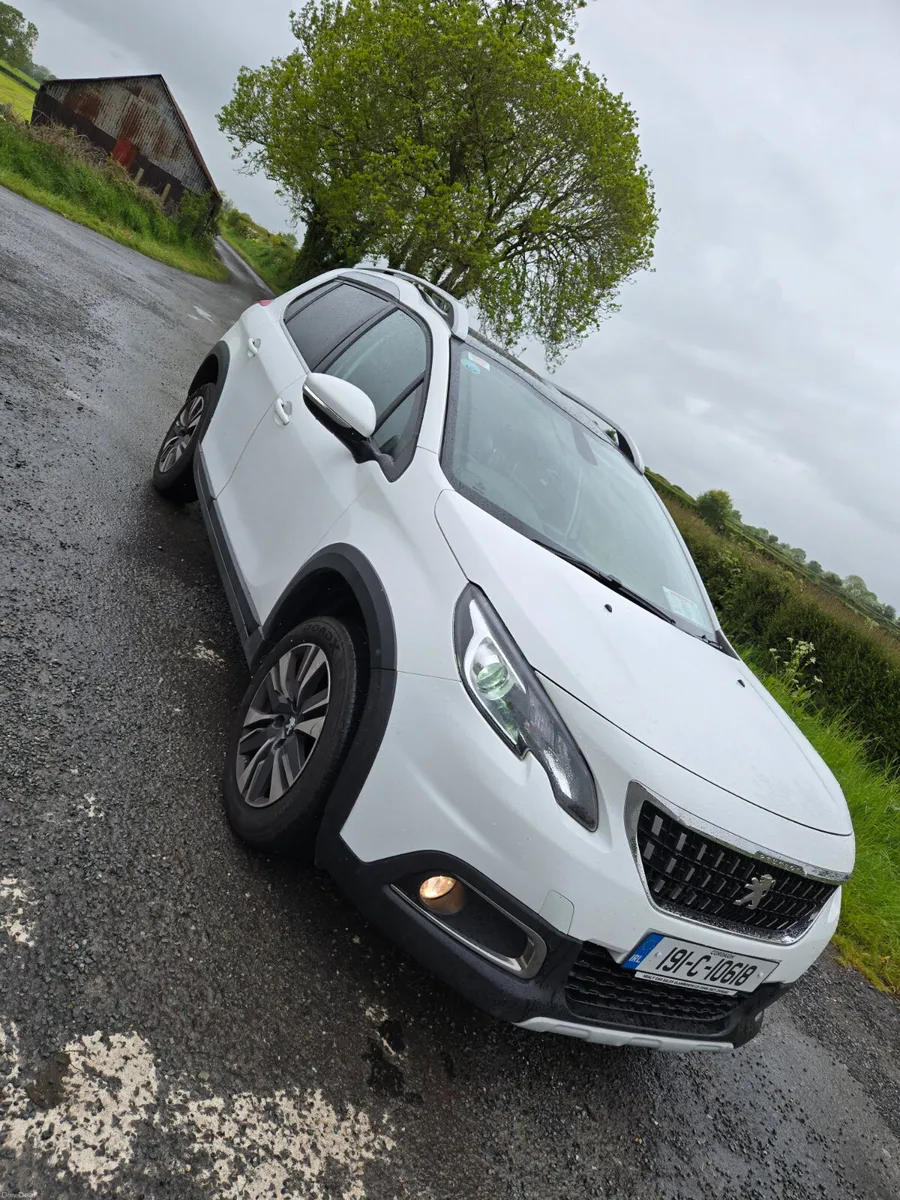 2019 Peugeot 2008 Allure PureTech - Image 1