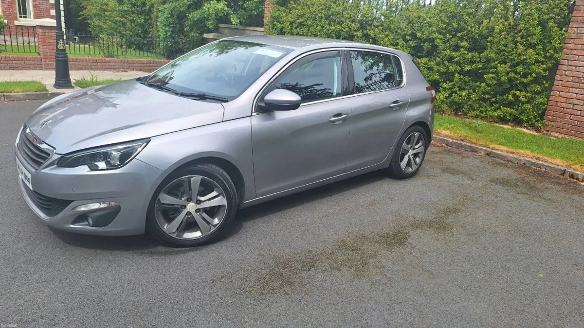 High Spec Peugeot 308ii Allure 1.6 Hdi 115Bhp - Image 4