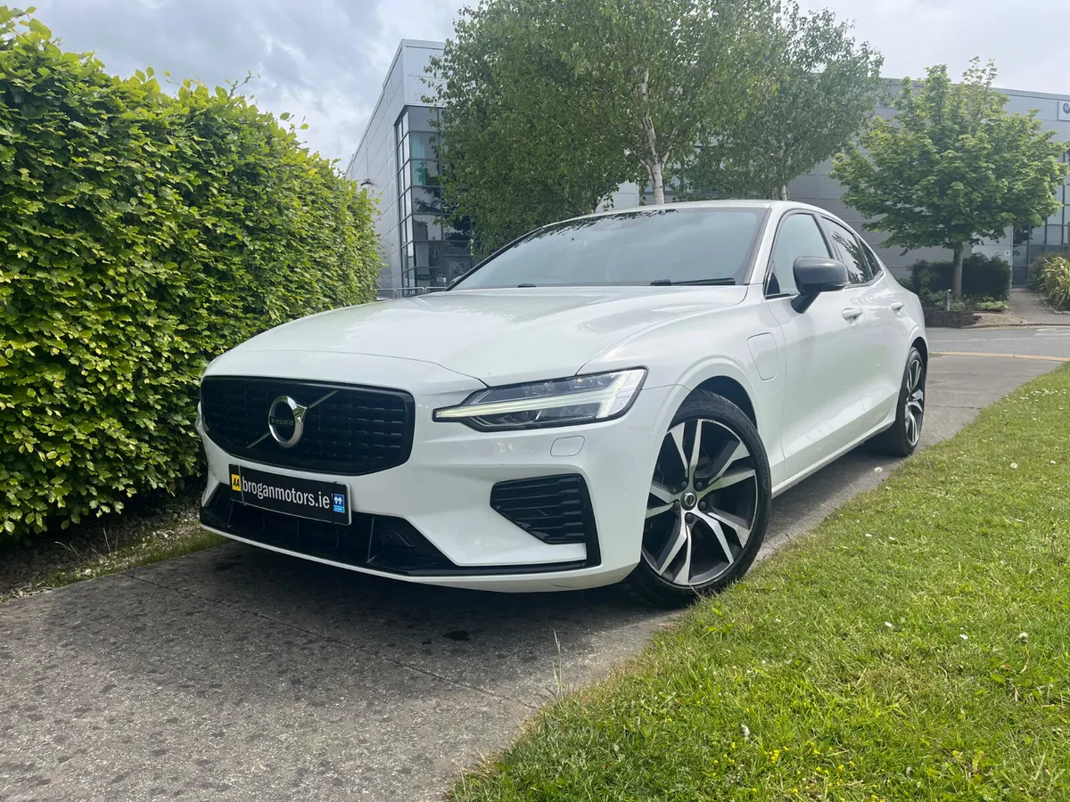 Volvo S60 2021 2.0 T8 AWD PP In Hybrid - Image 3