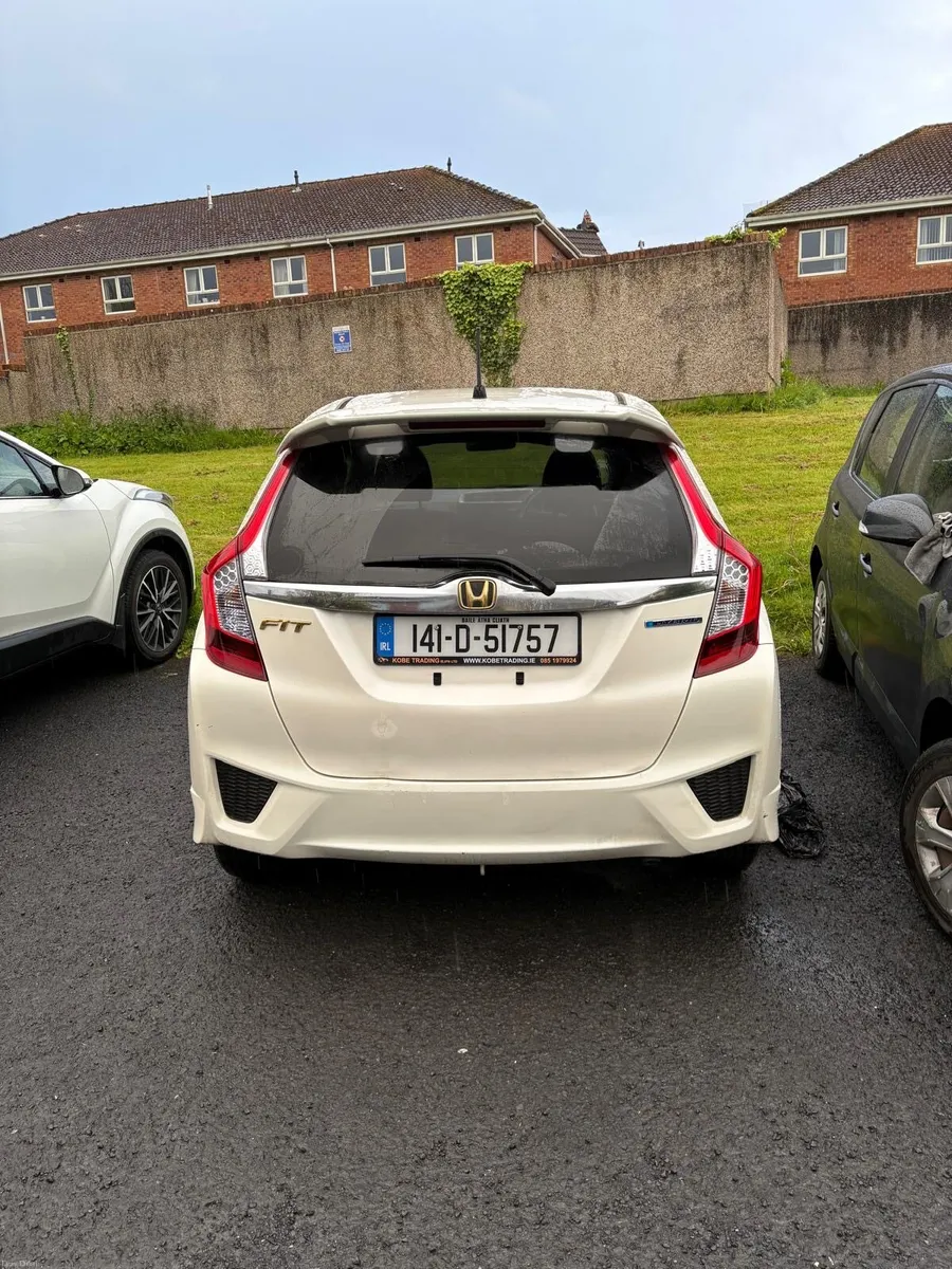 Honda Fit 1.5 hybrid sport - Image 4