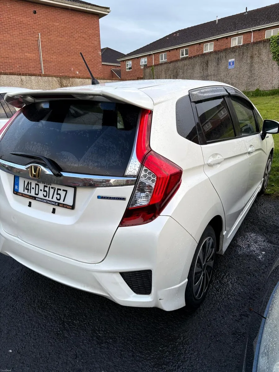 Honda Fit 1.5 hybrid sport - Image 3