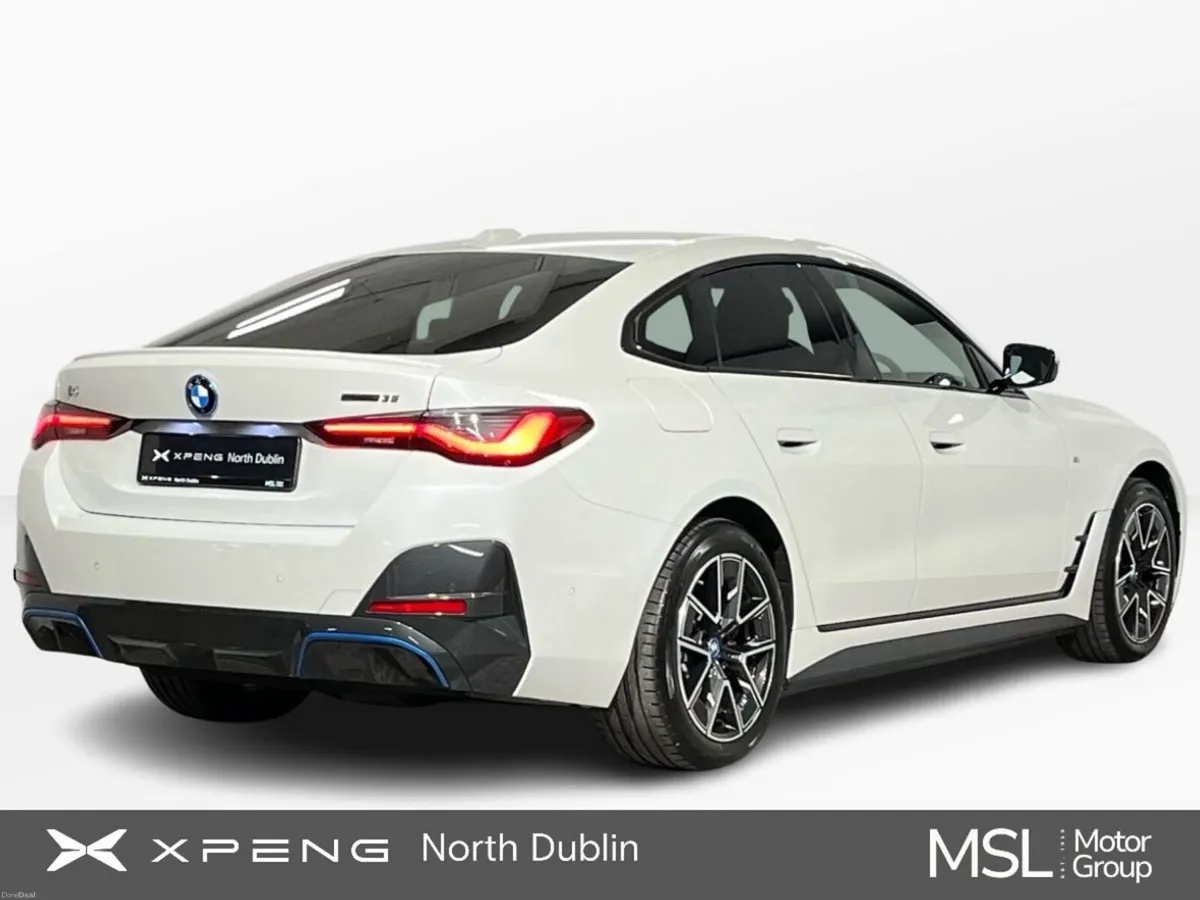 BMW i4 M-Sport Edrive35 70kWh 286BHP - Reversing C - Image 4