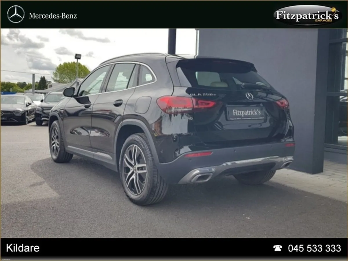 Mercedes-Benz GLA GLA PHEV 250e A/T Progressive - Image 3