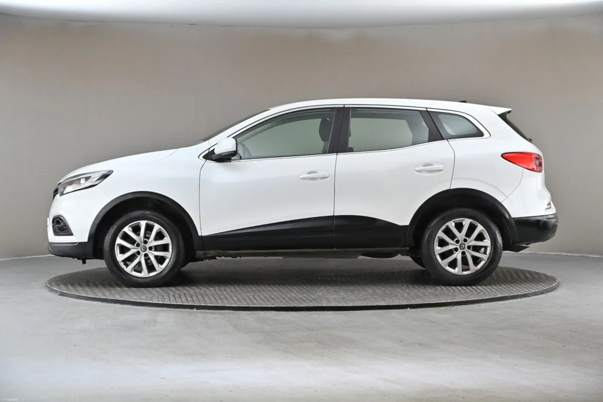 Renault Kadjar 1.5 DCI PLAY BLUE 6SPD - Image 5