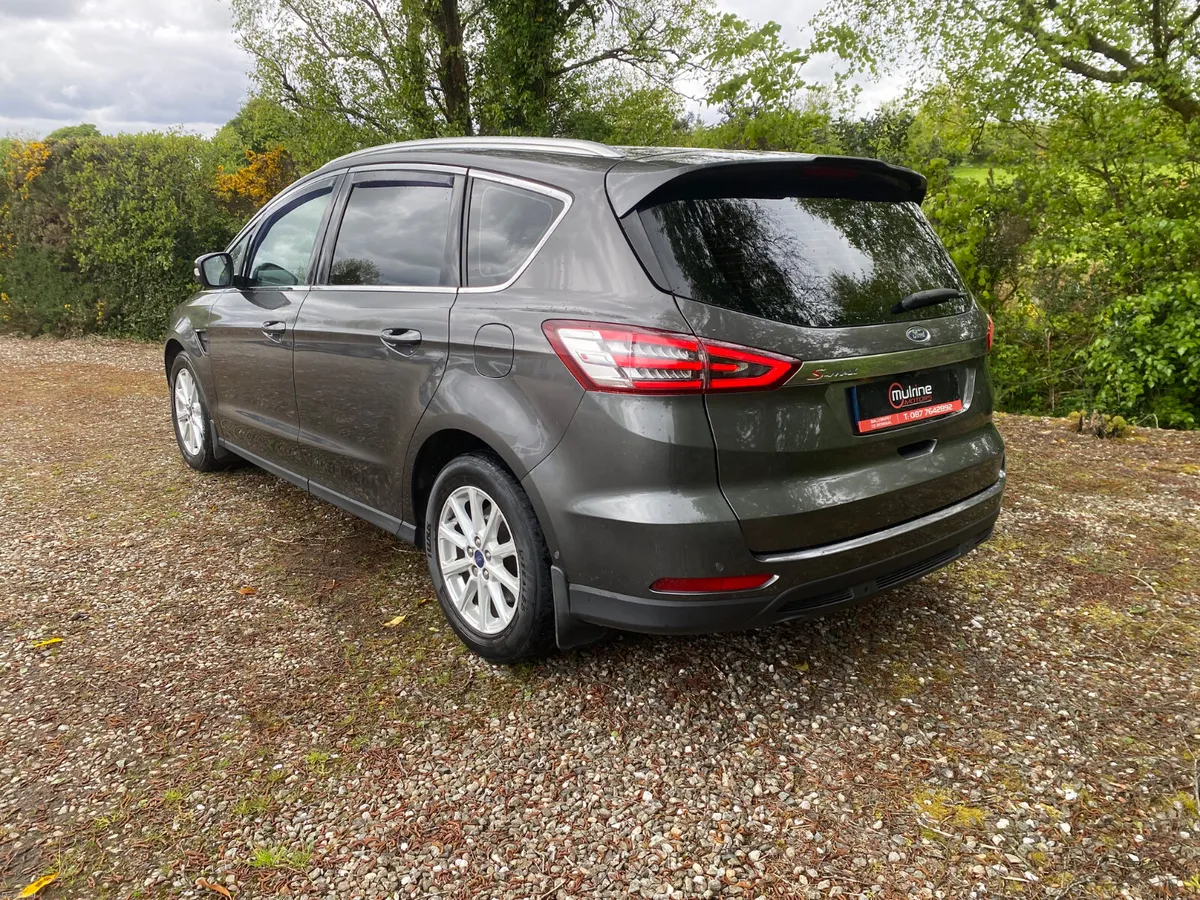 182 Ford S-Max 2.0TD 150BHP High Spec - Image 4