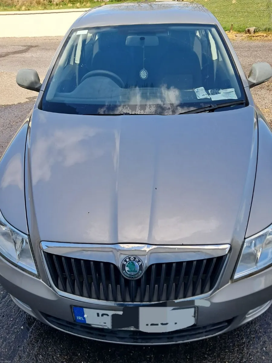 Skoda Octavia 2010 - Image 2