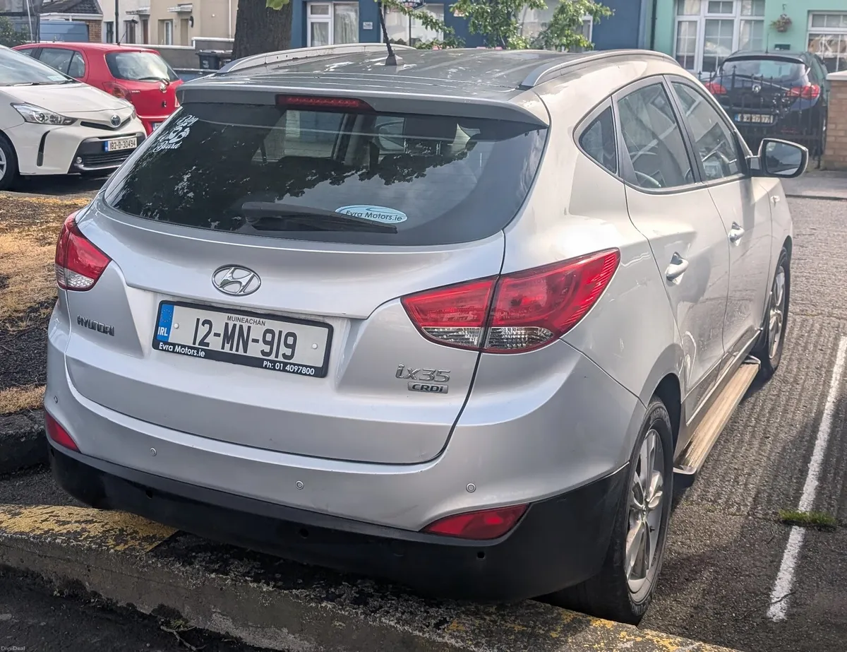 Hyundai ix35 - Image 2