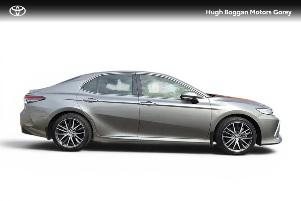 Toyota Camry PLATINUM EDITION 4 - Image 3