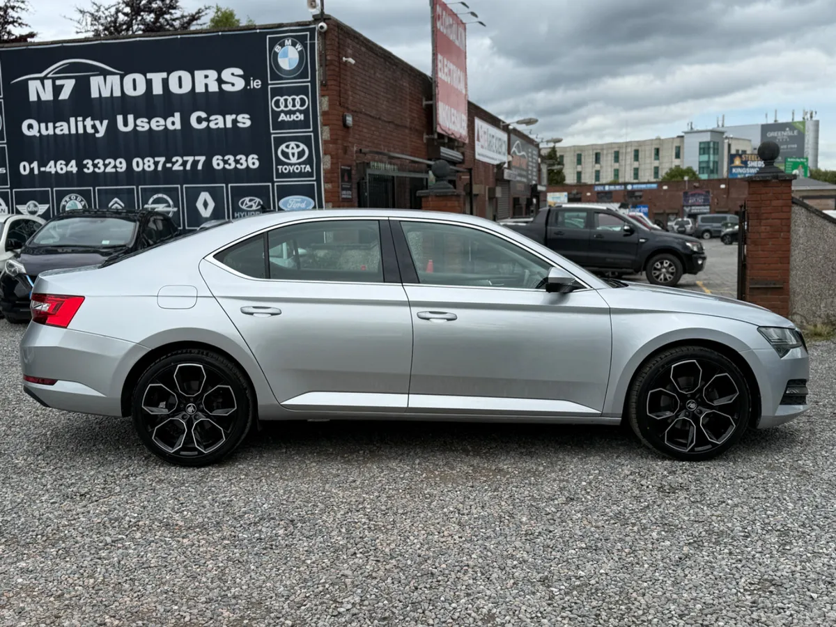 2022 Skoda Superb 2.0 AMBITION AUTO - Image 2