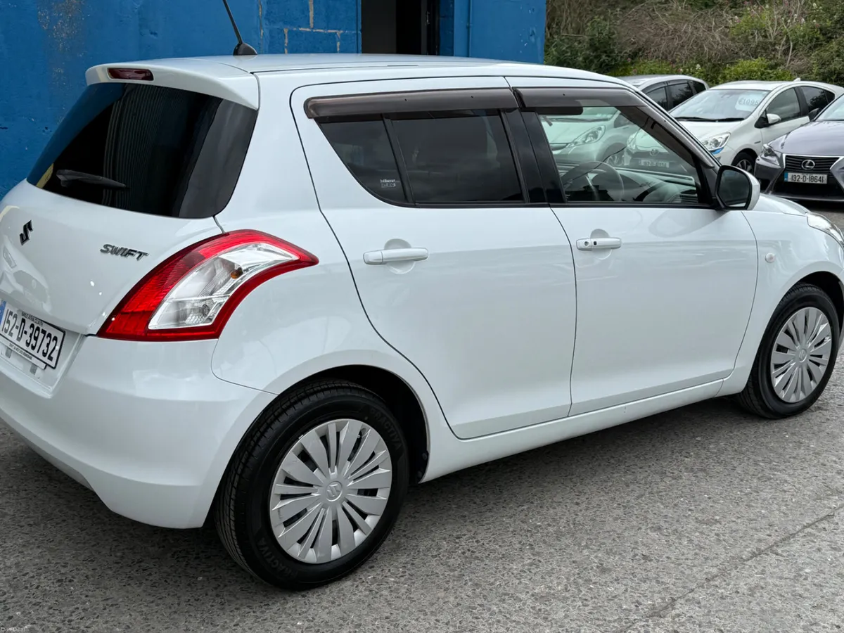 2015 Suzuki Swift 1.2 XG Automatic - Image 4