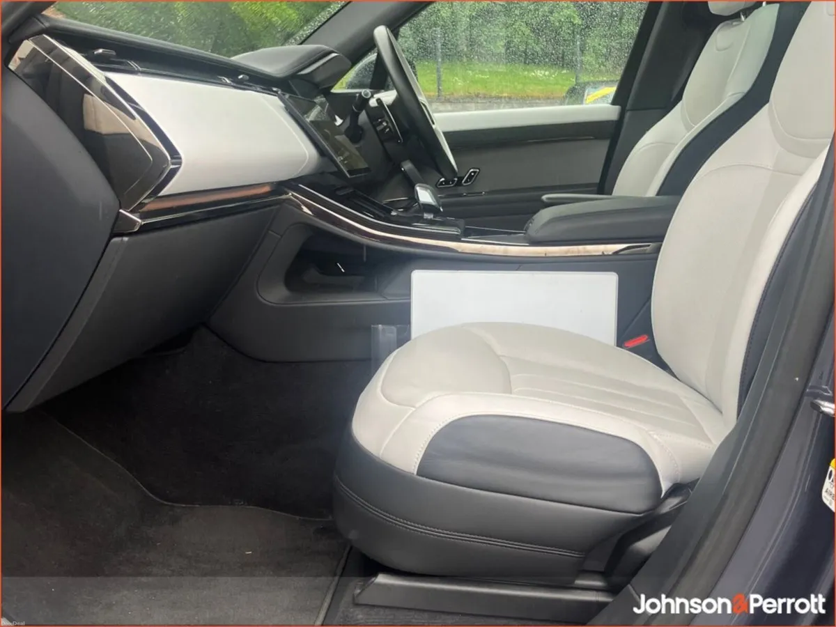 Land Rover Range Rover SWB 3.0 I6 PHEV SE,  (Remai - Image 3