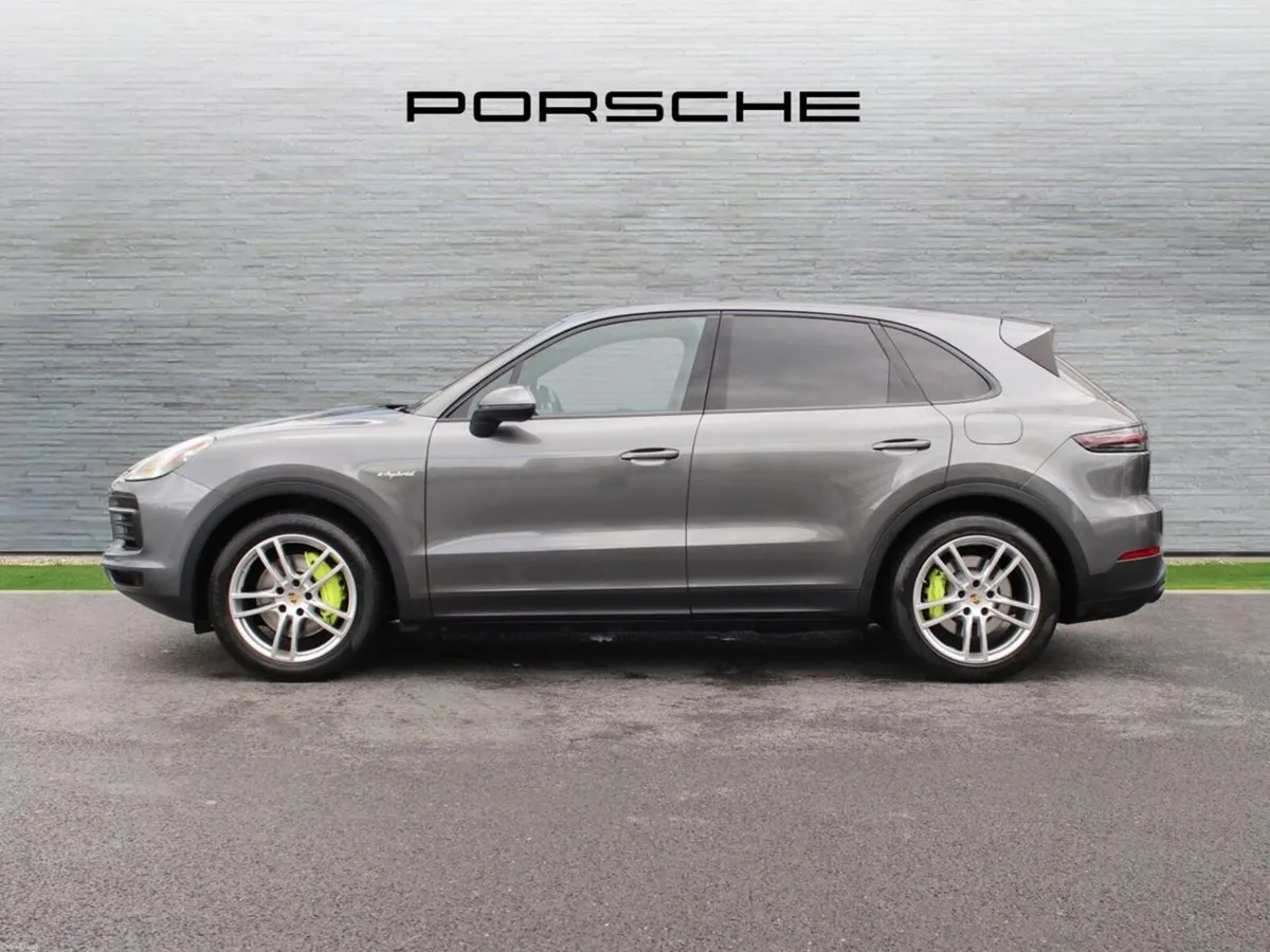 Porsche Cayenne E-Hybrid - Image 4