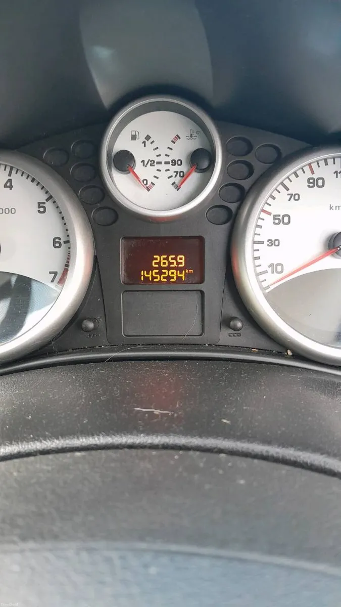 Peugeot 207 - Image 3