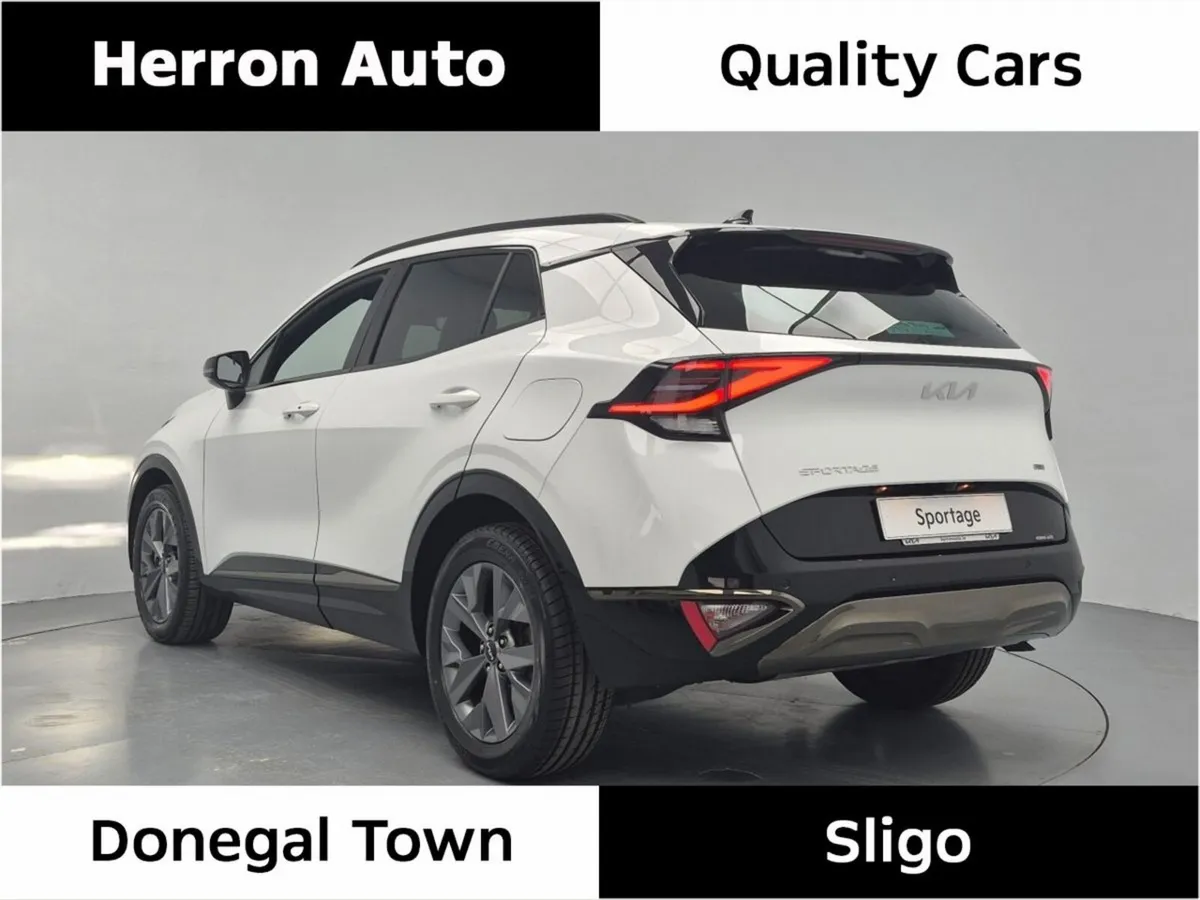 Kia Sportage Anniversary Edition Hybrid - Image 4