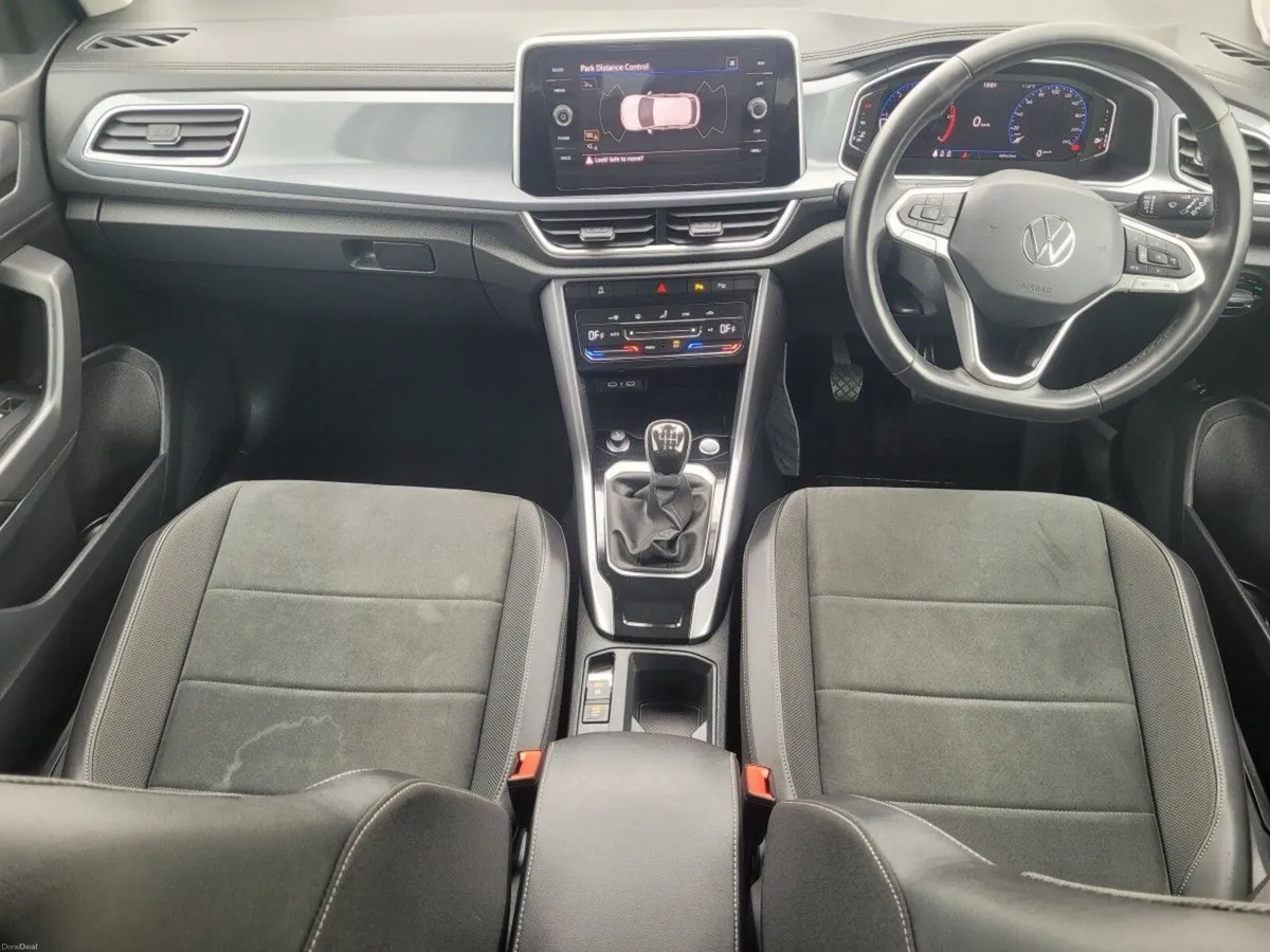 Volkswagen T-Roc STYLE + MODEL 2.0 TDI 6SPEED 116B - Image 4