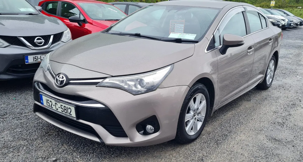 Toyota Avensis 2015 - Image 2