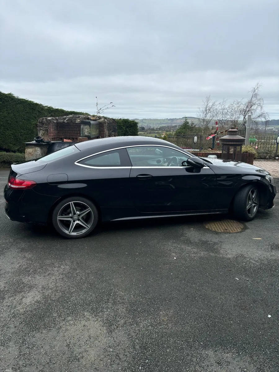 Mercedes AMG C-class 220 - Image 4