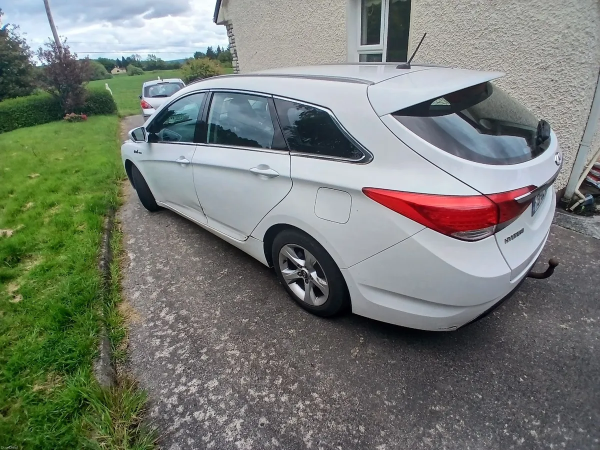 Hyundai i40 2013 - Image 4