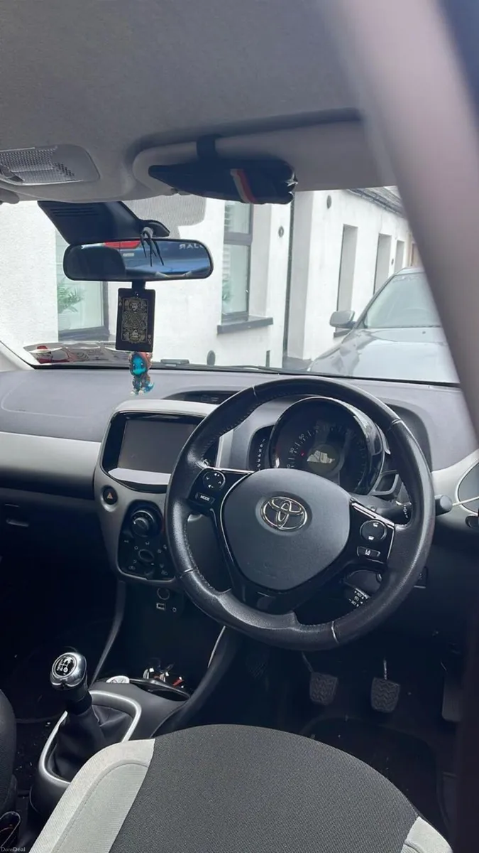 Toyota Aygo 2018 / NCT 2028 - Image 6