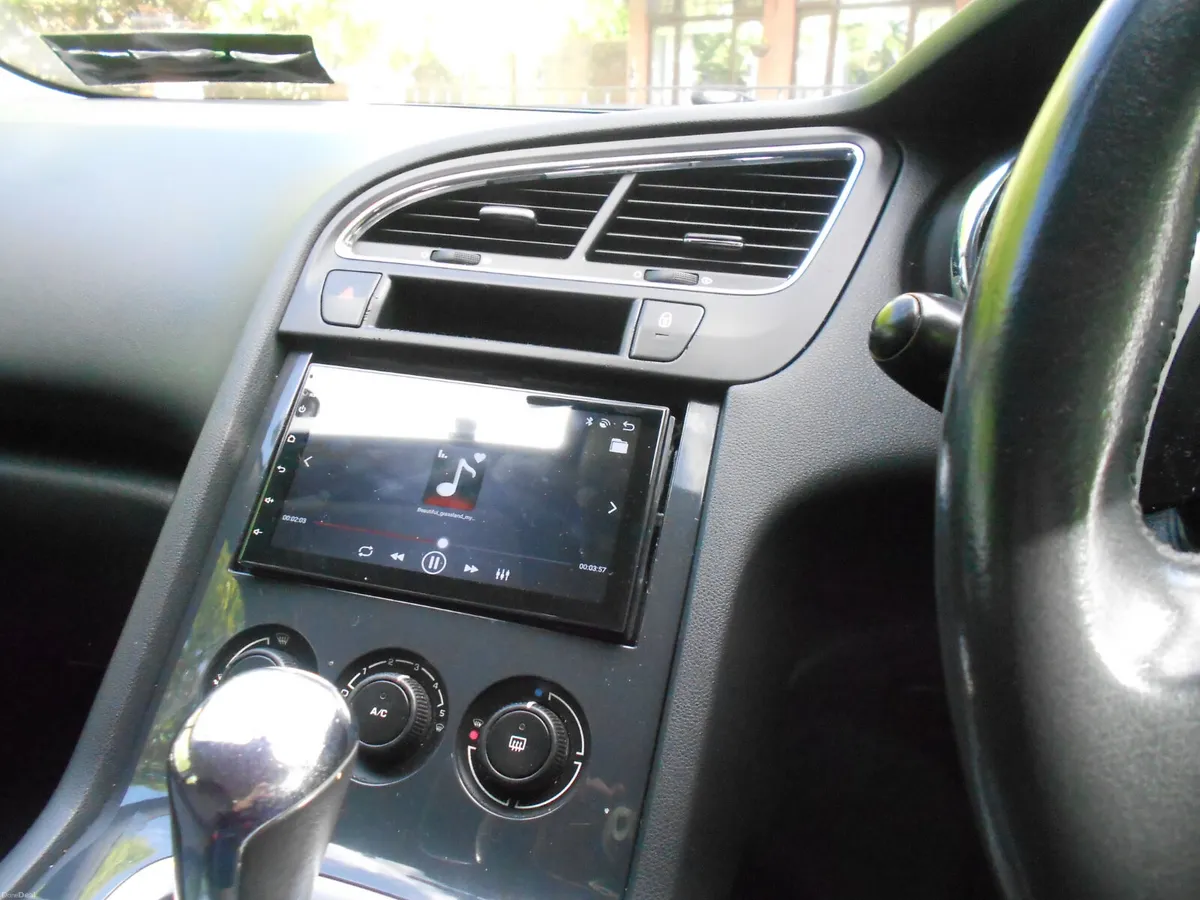 Peugeot 5008 AUTOMATIC 2010 - Image 4