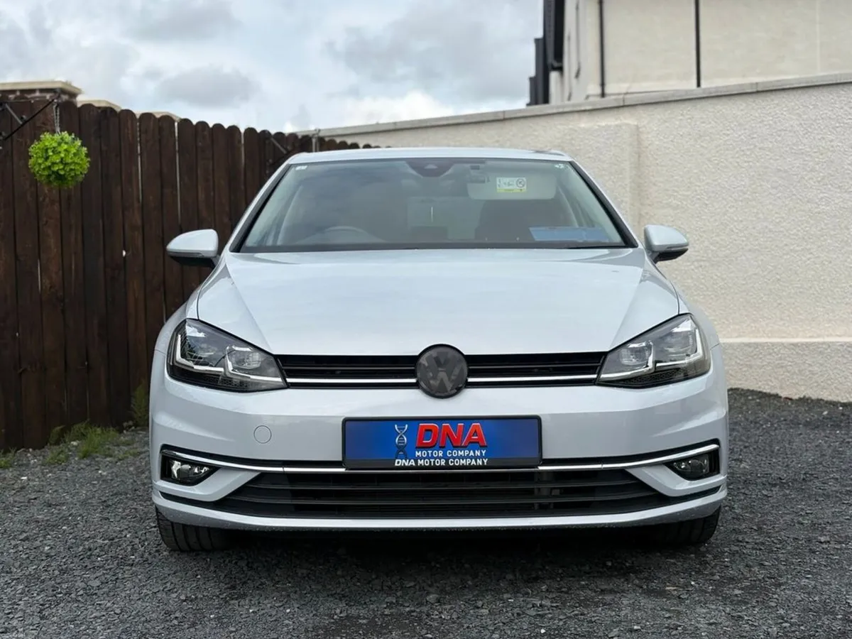Volkswagen Golf HIGHLINE - LOW KMS - Image 2
