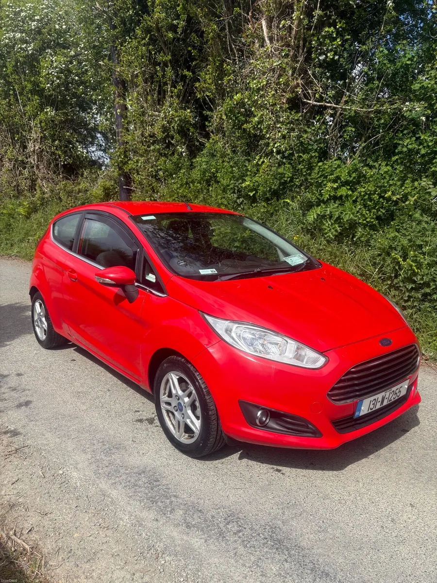 2013 ford fiesta - Image 1