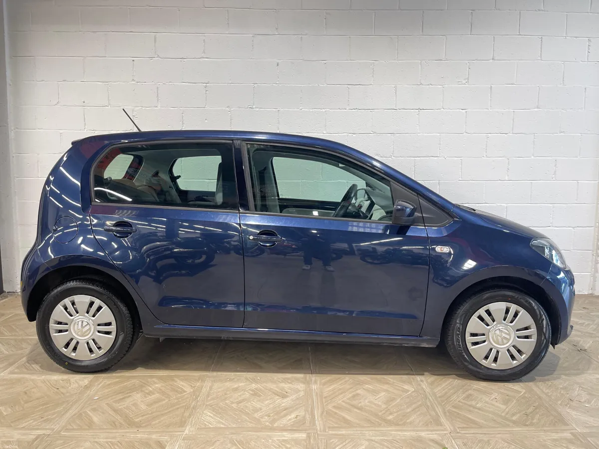Volkswagen up! 2014 Auto - Image 2