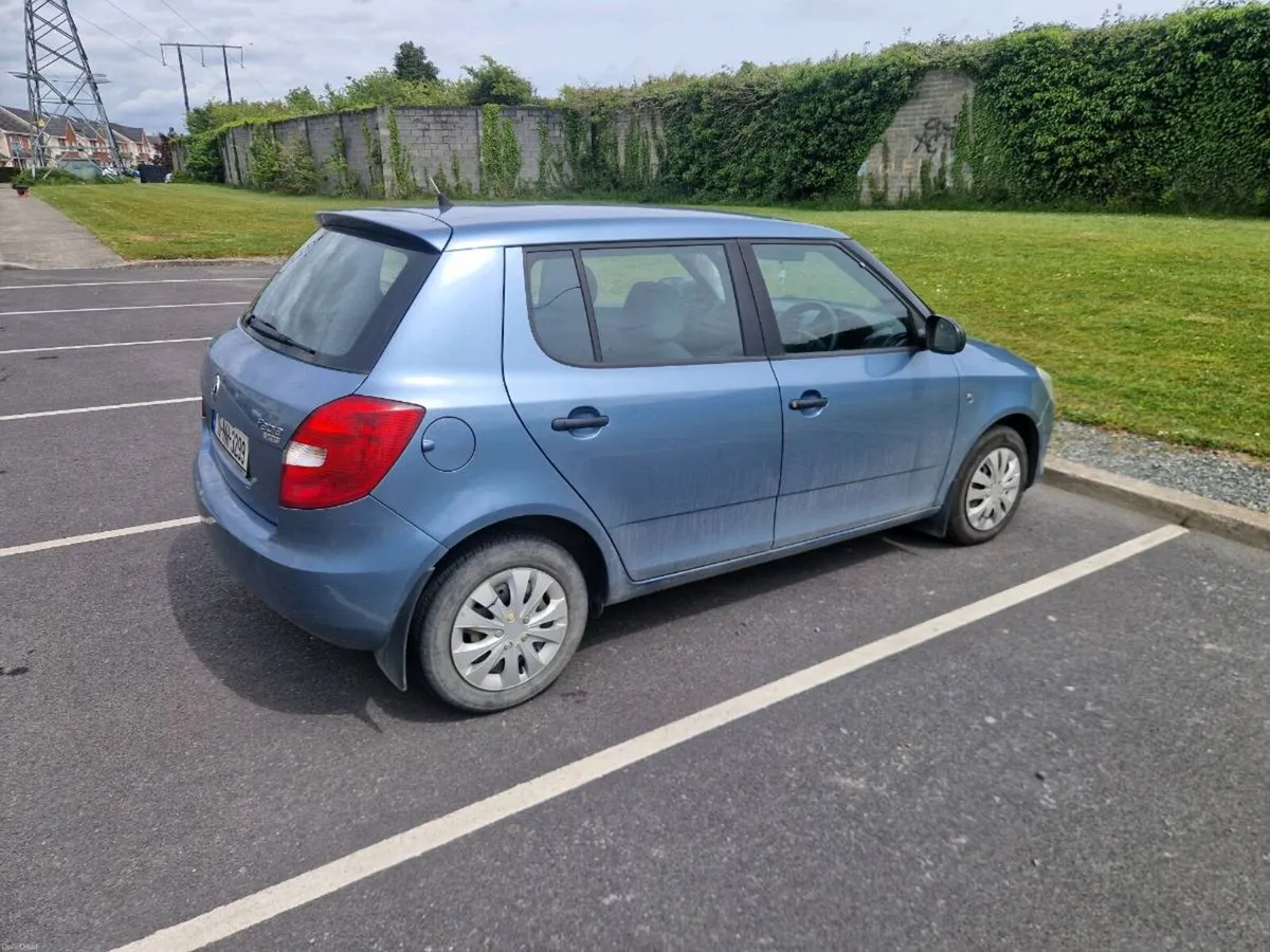 2010 skoda fabia 1.2 nct 12/26 tax 05/26 - Image 2