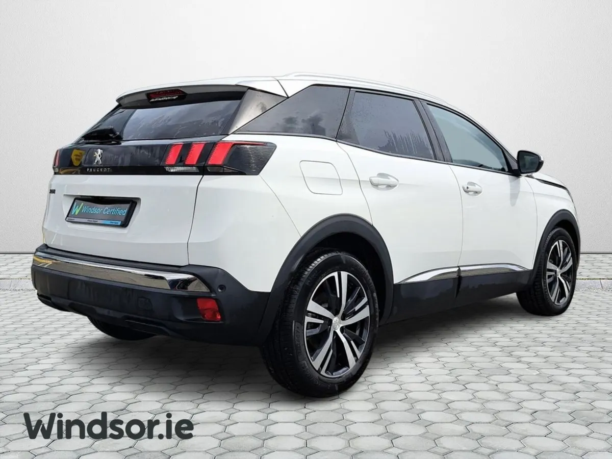 Peugeot 3008 1.2 PureTech 130bhp Allure - Image 2