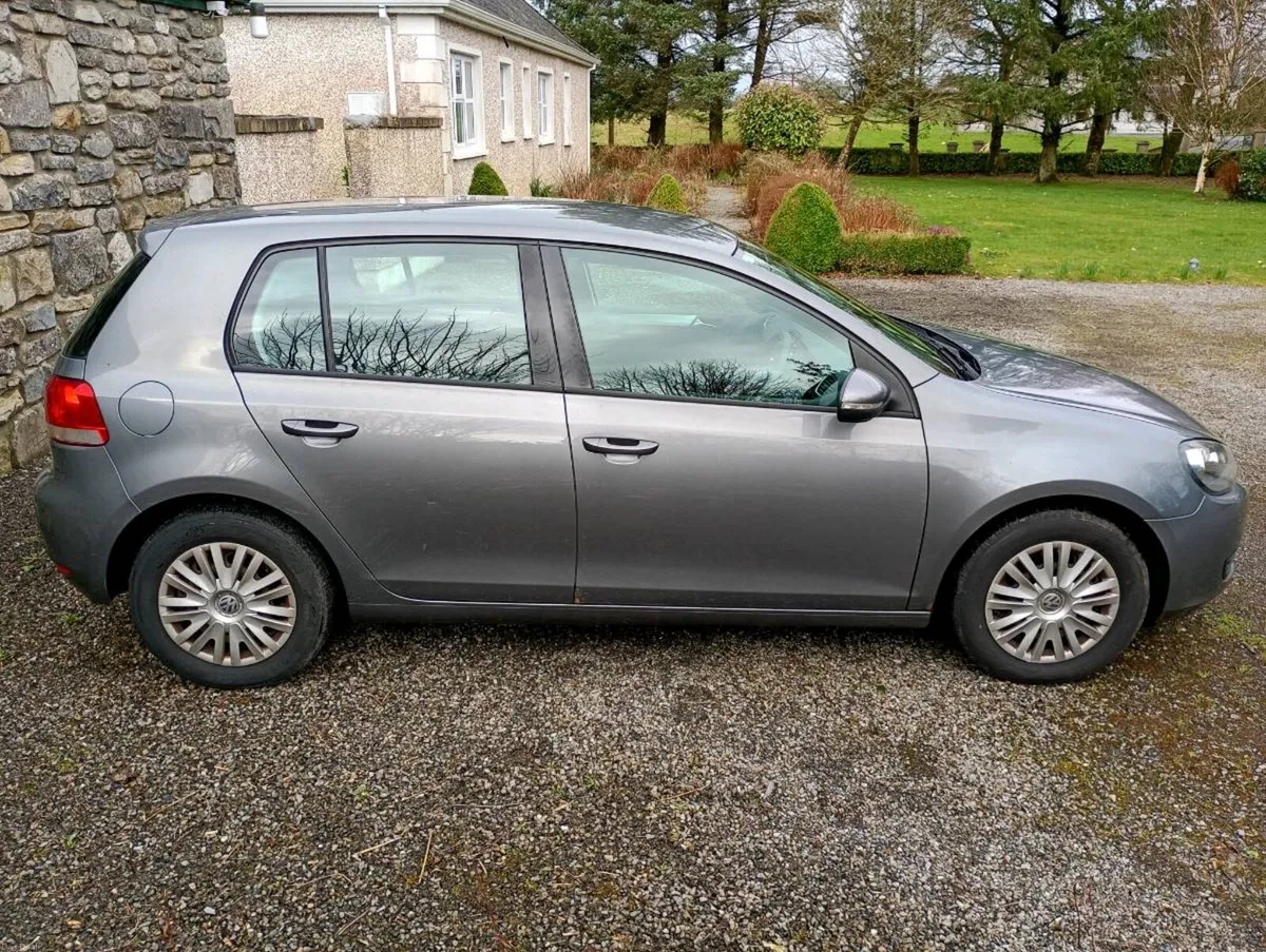 Volkswagen Golf - Image 1