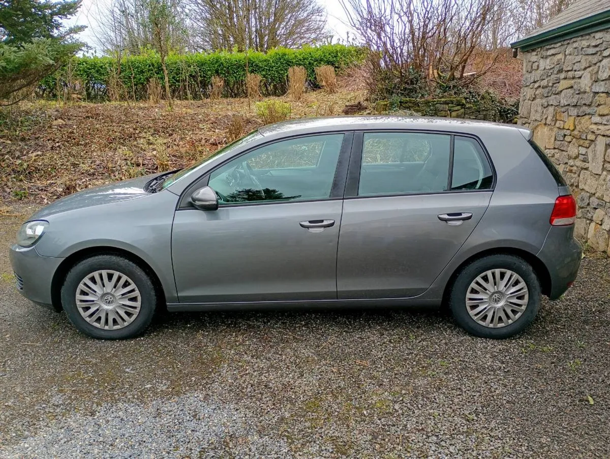 Volkswagen Golf - Image 4