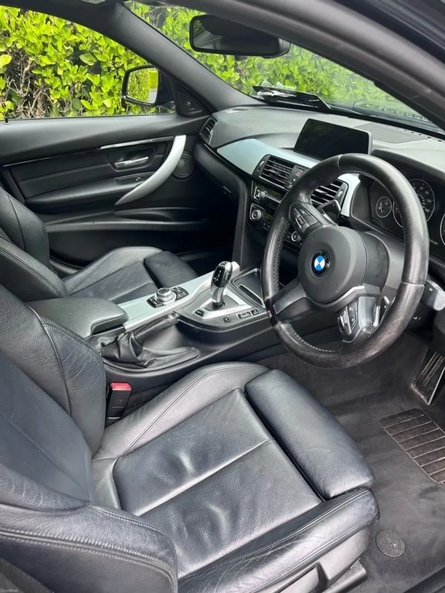 2017 BMW 330e M Sport Plug-In Hybrid - Image 3