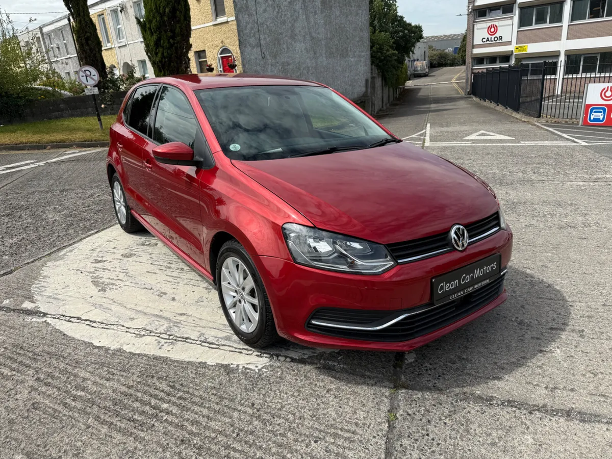 VOLKSWAGEN POLO 2015 AUTOMATIC - Image 2