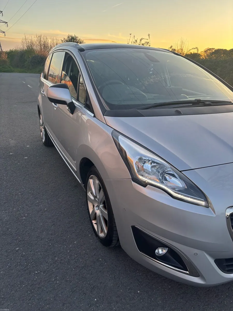 Peugeot 5008 7 SEATER / NEW NCT 04/27 - Image 1