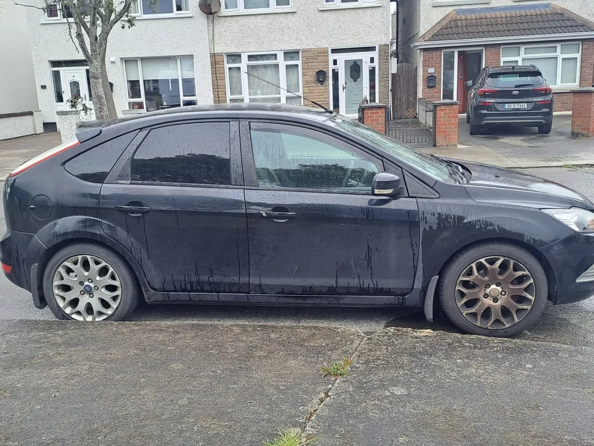 Ford Focus 2011 - Image 3