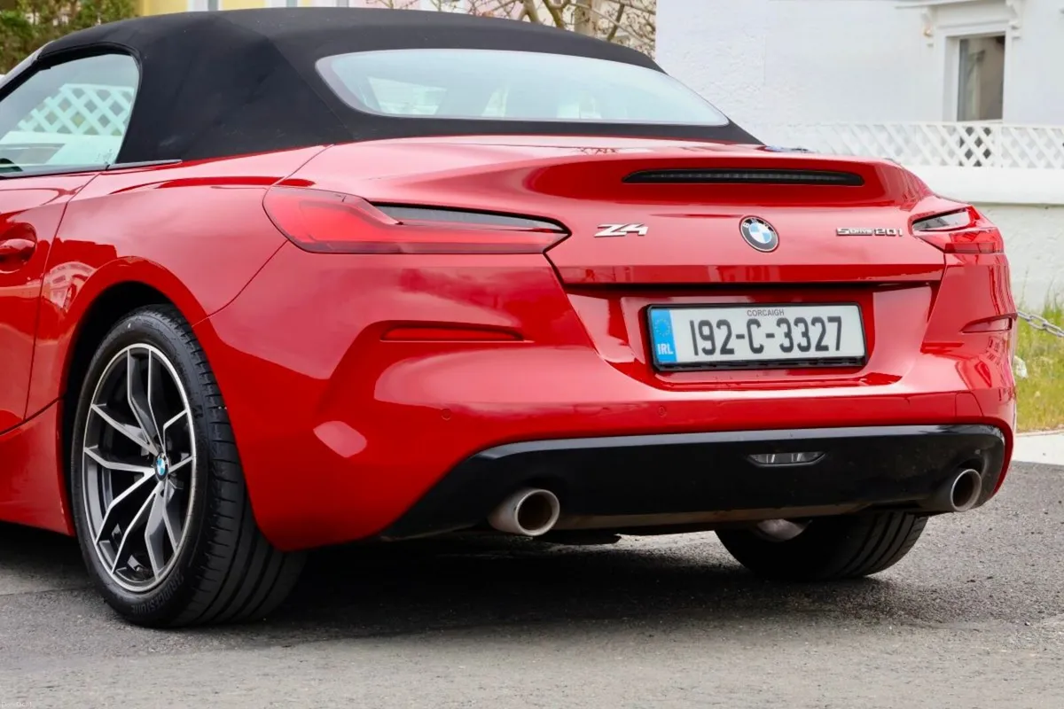 BMW Z4 sDrive20i Sport, Convertible - Image 3