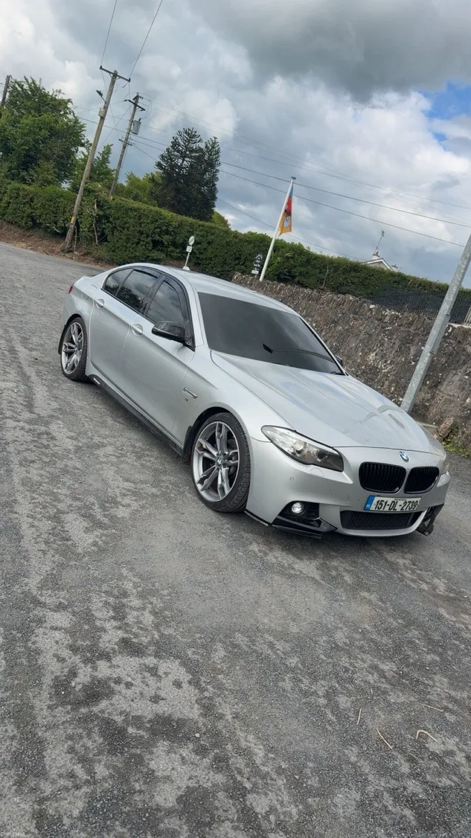 BMW 520d - Image 1
