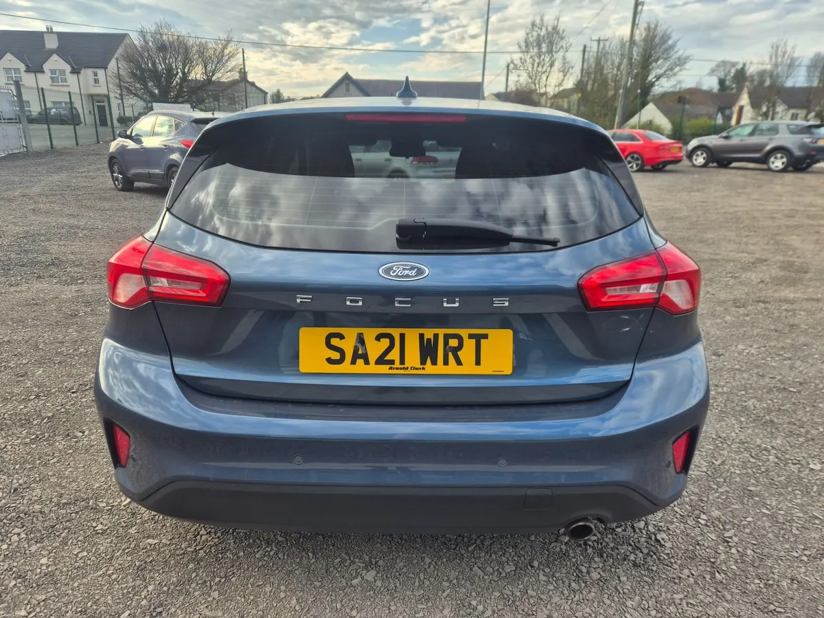 Ford Focus 2021 - Image 3