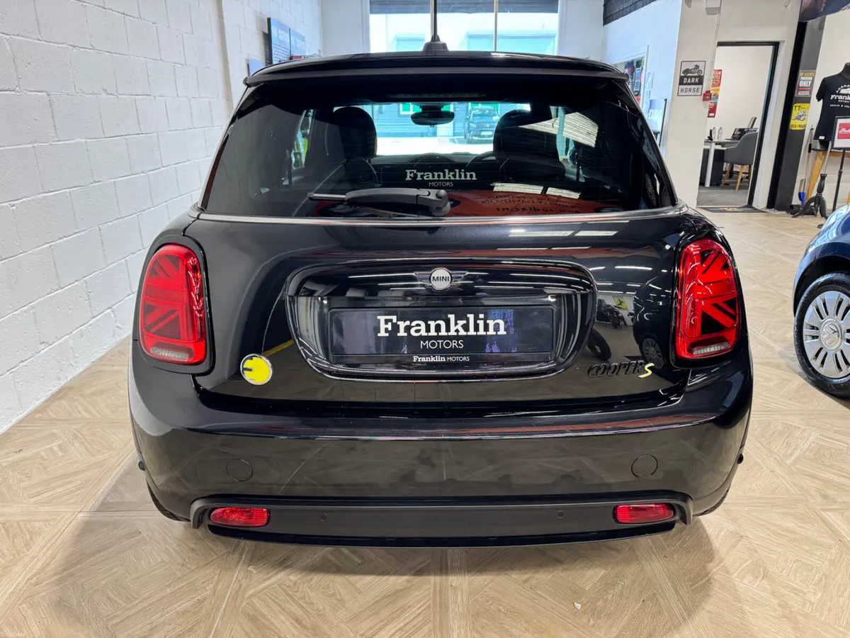 Mini Cooper S 2024 Electric - Image 4