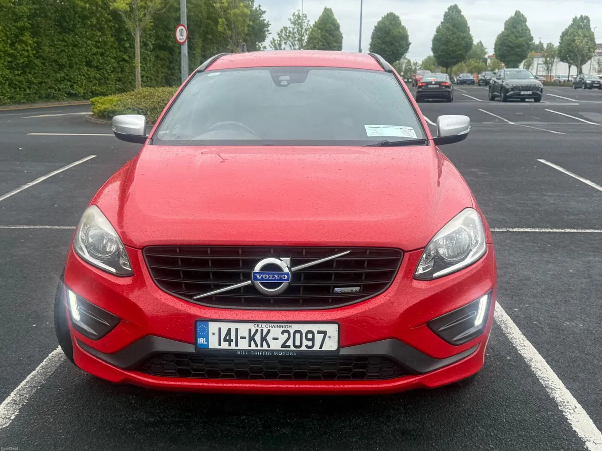 Volvo XC60 R-Design - Image 2