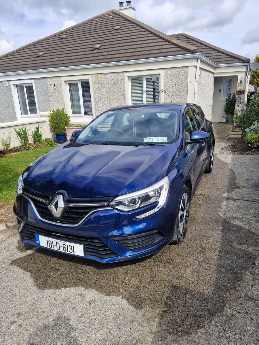 Renault Megane 2018 - Image 1