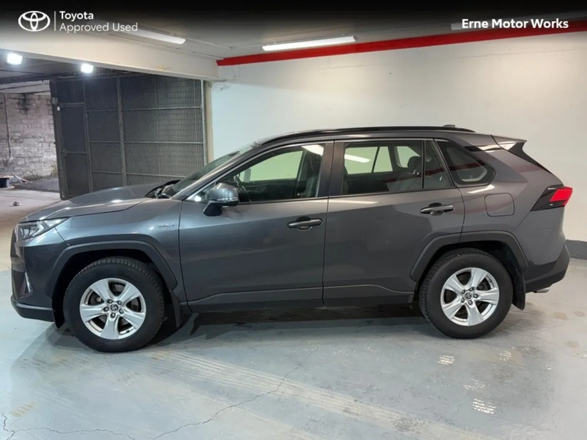 Toyota RAV4 RAV4 HYBRID LUNA 2WD REDUCED -1000 - Image 2