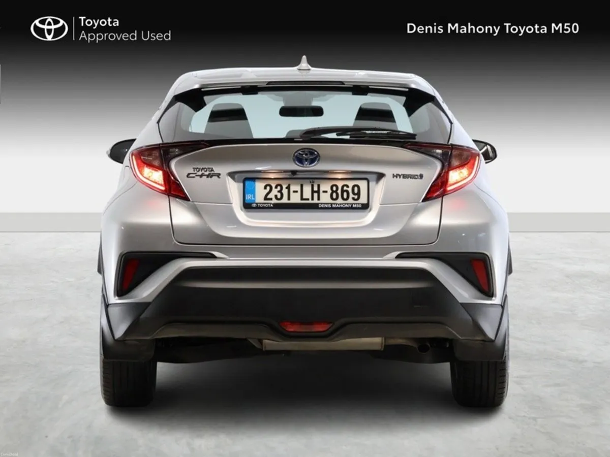 Toyota C-HR Sport Hybrid - Image 4