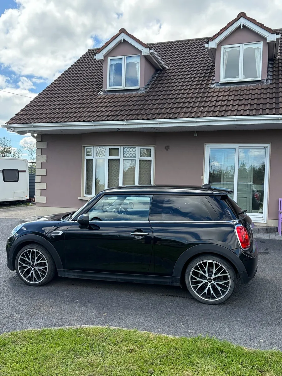 2015 Mini Cooper - Image 4