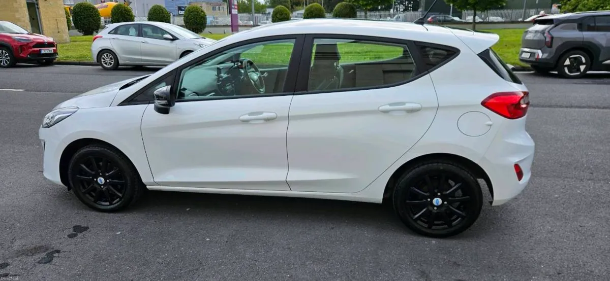 FORD FIESTA 1.1 5 DOOR. NEW NCT 07/28 - Image 4
