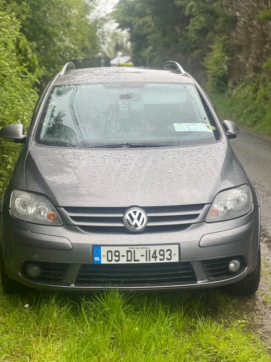 Volkswagen Golf 2009 - Image 1