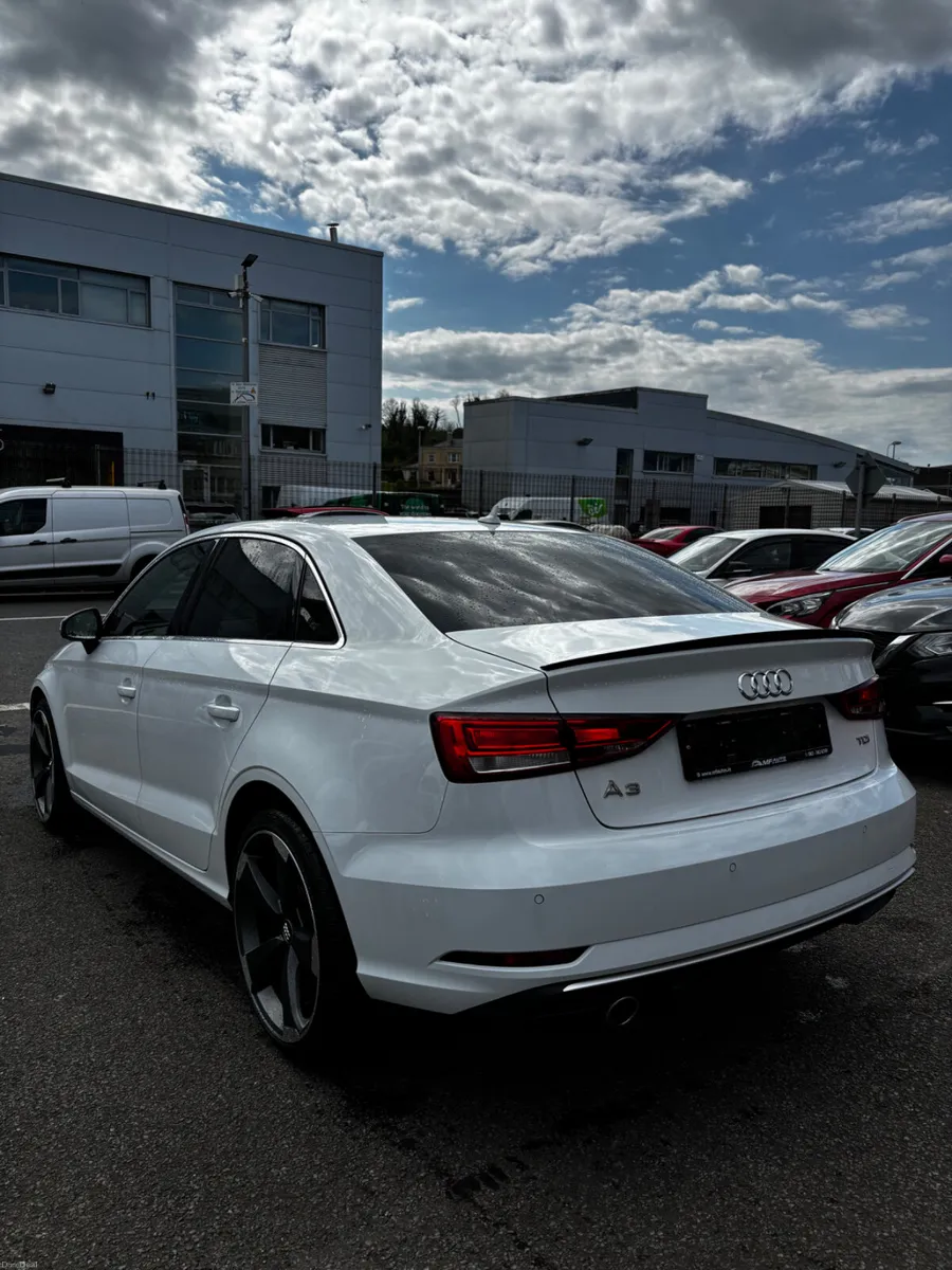 Audi A3 2018 SPORT 1.6 TDI - Image 3