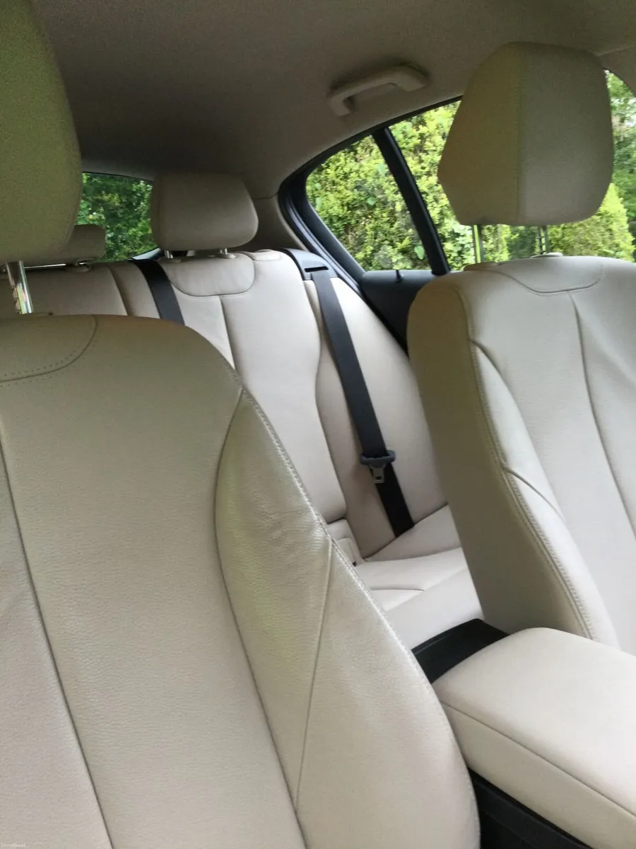 BMW 1-Series 2019 - Image 4