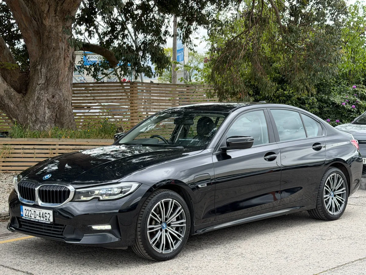 2022 BMW 3-Series..SE..REAR CAMERA..2 KEYS - Image 2