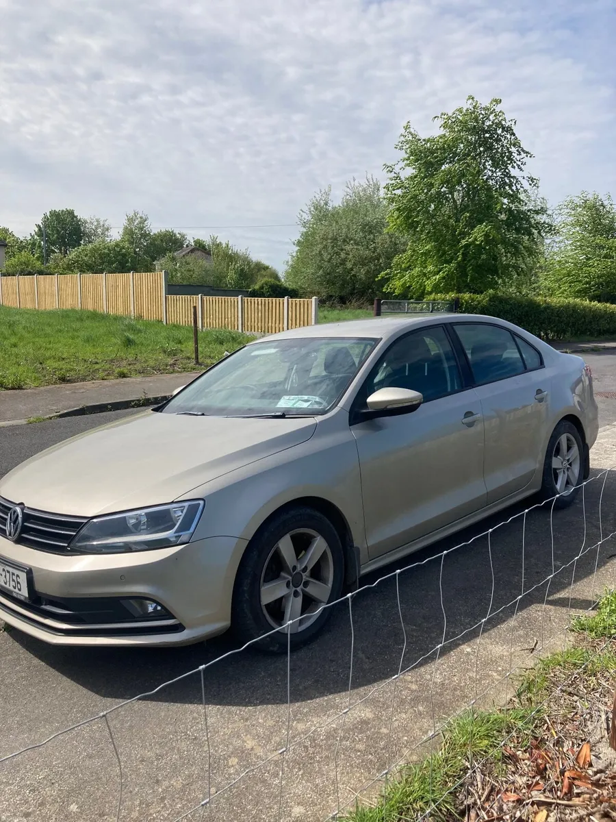 Volkswagen Jetta 2016 - Image 3